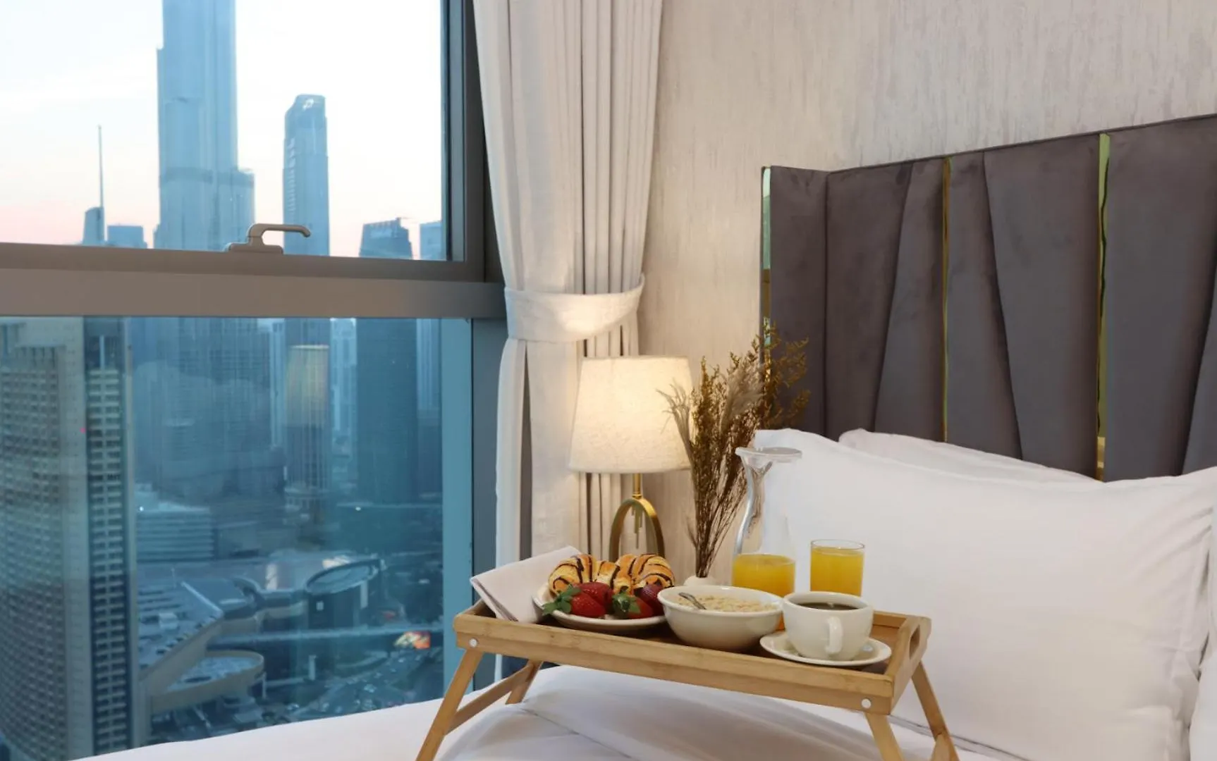 Livbnb - Elegant 3+1 W/ Burj View, Near Dubai Mall Lägenhet