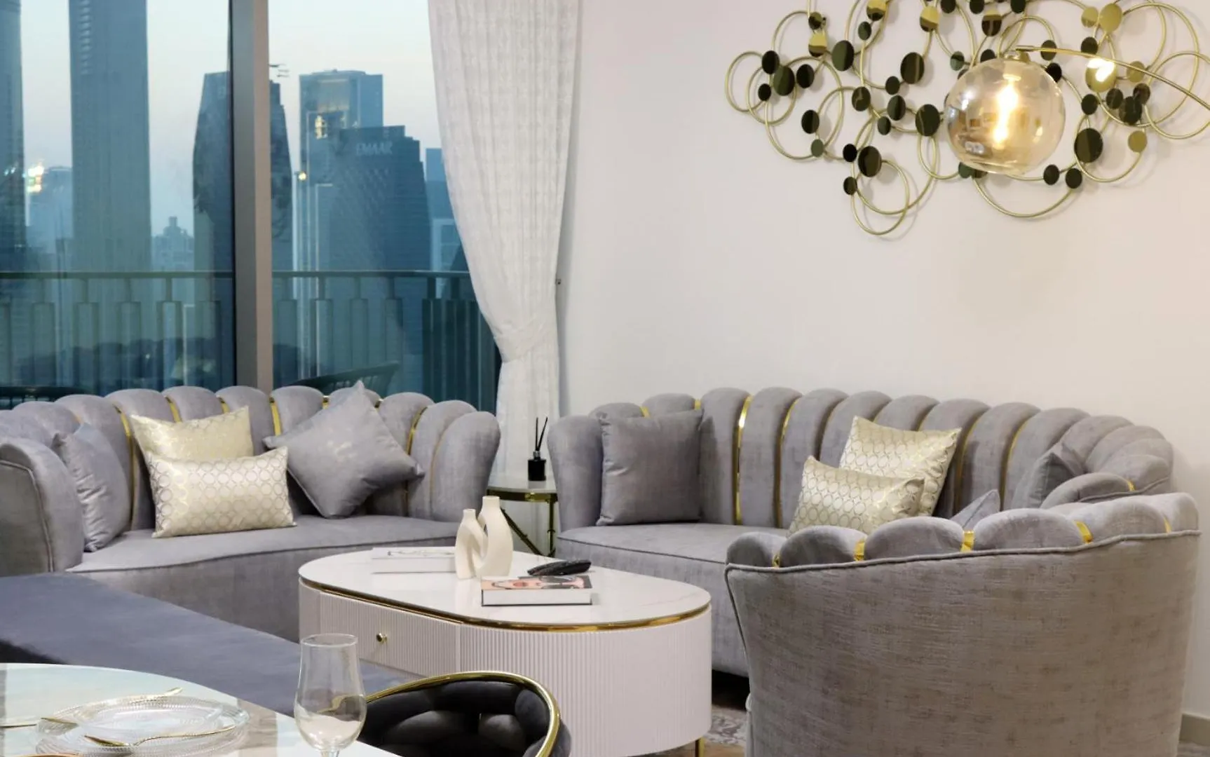 Lägenhet Livbnb - Elegant 3+1 W/ Burj View, Near Dubai Mall Förenade Arabemiraten